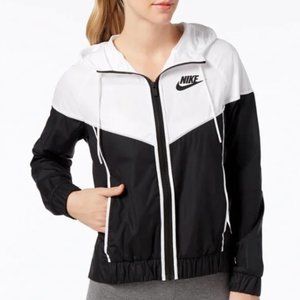 Nike Women Windbreaker